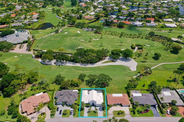11938 N Lake Drive, Boynton Beach, FL 33436