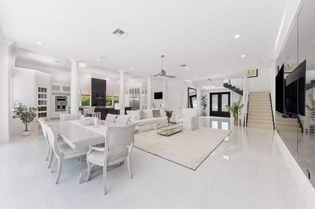 11938 N Lake Drive, Boynton Beach, FL 33436
