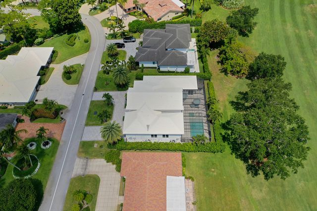 11938 N Lake Drive, Boynton Beach, FL 33436