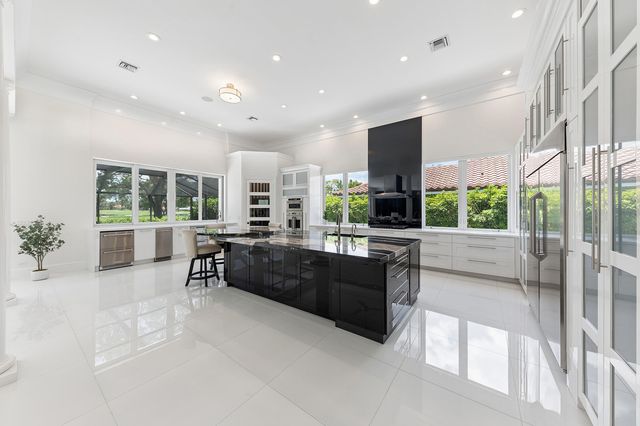 11938 N Lake Drive, Boynton Beach, FL 33436