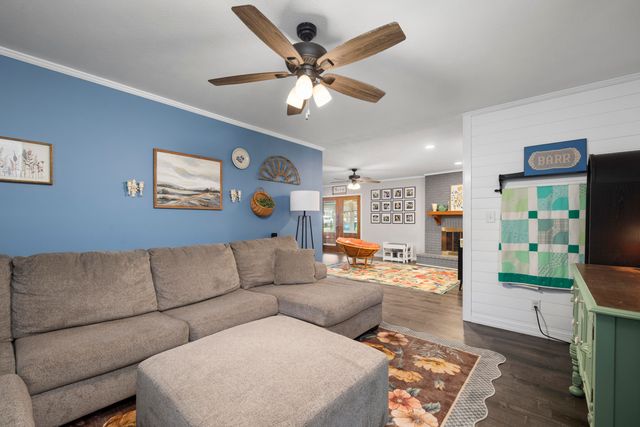 2451 S Hillside Drive, Springfield, MO 65804