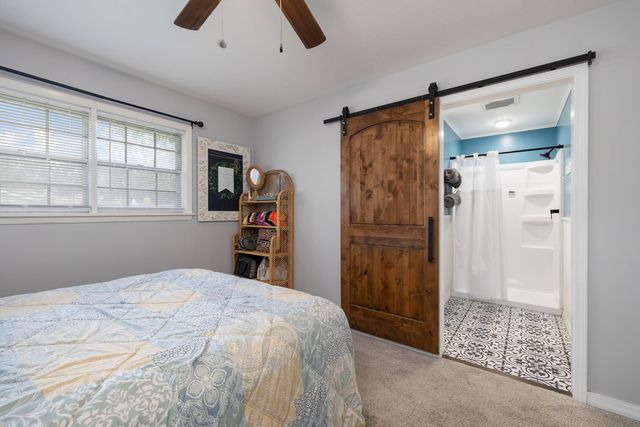 2451 S Hillside Drive, Springfield, MO 65804