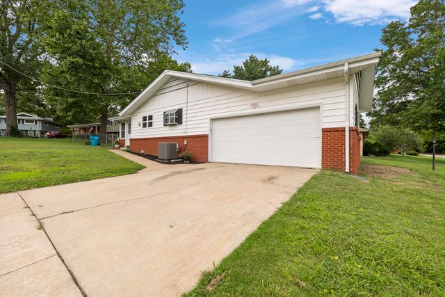 2451 S Hillside Drive, Springfield, MO 65804