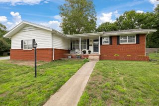 2451 S Hillside Drive, Springfield, MO 65804