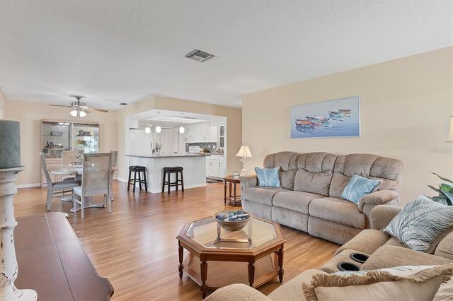 7304 11TH AVENUE W, Bradenton, FL 34209