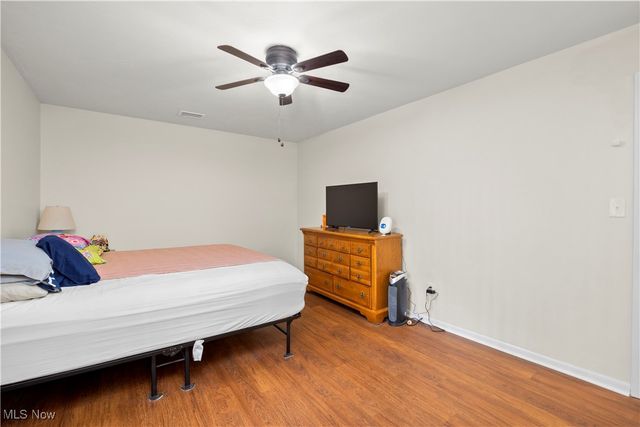 6320 Greenwood 100-4, Sagamore Hills, OH 44067