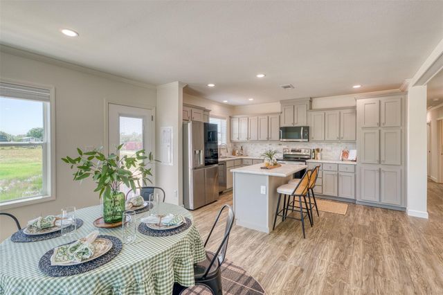1200 E Green ST, Llano, TX 78643