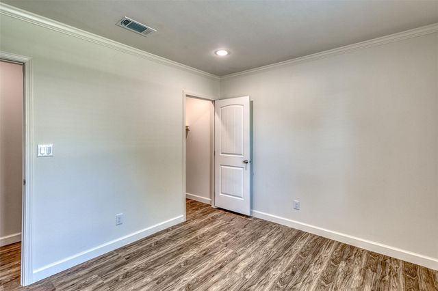 1200 E Green ST, Llano, TX 78643