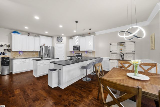 512 Meadowseed Court, Lyman, SC 29365