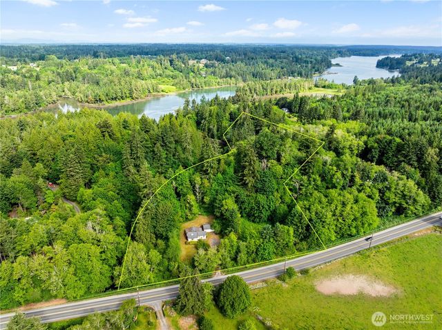 4711 Johnson Point Road NE, Olympia, WA 98516