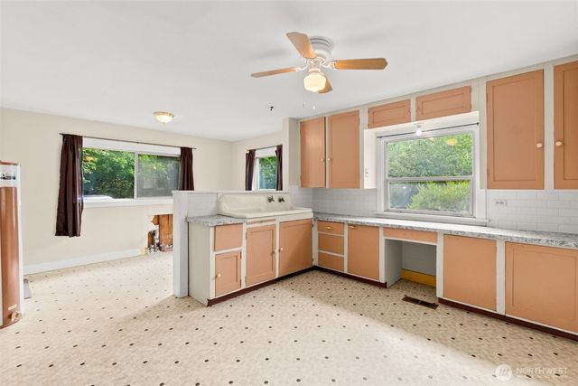 4711 Johnson Point Road NE, Olympia, WA 98516