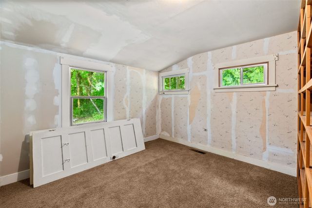 4711 Johnson Point Road NE, Olympia, WA 98516