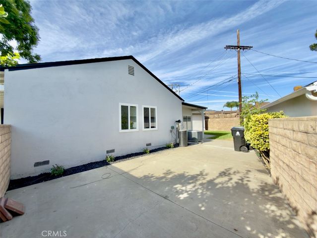 14534 Sayre St, Sylmar, CA 91342