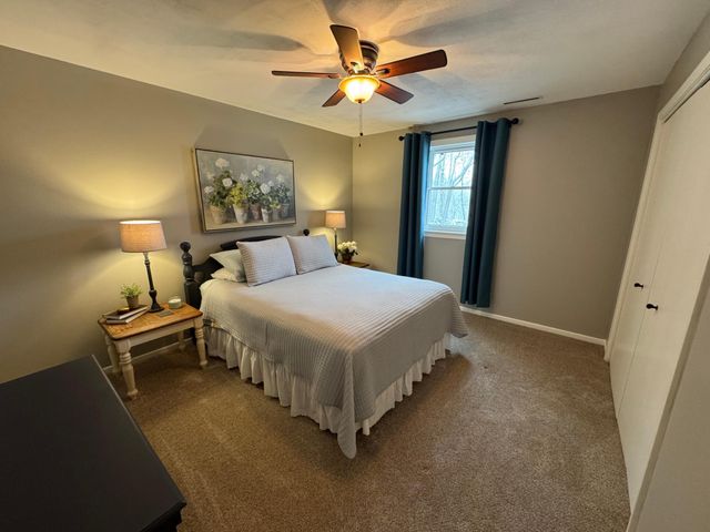 21824 Douglas Avenue, Albert Lea, MN 56007