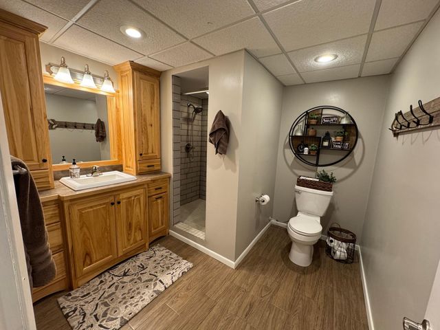 21824 Douglas Avenue, Albert Lea, MN 56007