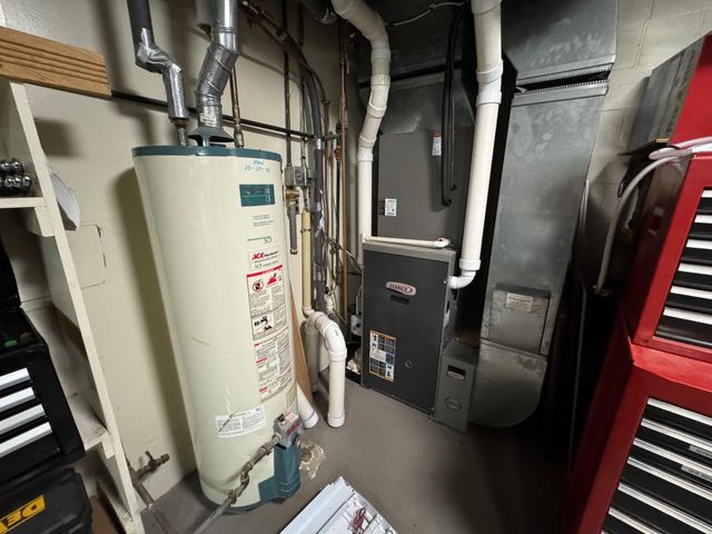 21824 Douglas Avenue, Albert Lea, MN 56007