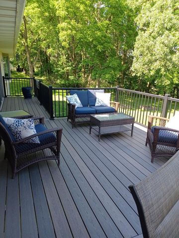 21824 Douglas Avenue, Albert Lea, MN 56007