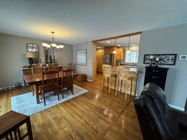 21824 Douglas Avenue, Albert Lea, MN 56007