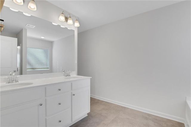 102 Jaxton Street, Hoschton, GA 30548