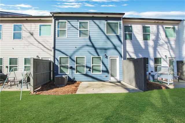 102 Jaxton Street, Hoschton, GA 30548