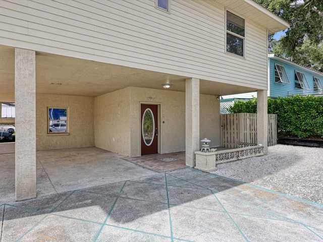 4212 3RD AVENUE NE, Bradenton, FL 34208