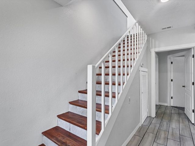 4212 3RD AVENUE NE, Bradenton, FL 34208