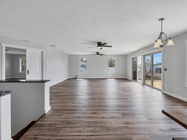4212 3RD AVENUE NE, Bradenton, FL 34208