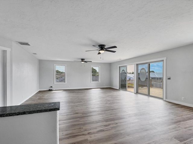 4212 3RD AVENUE NE, Bradenton, FL 34208