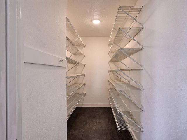 4212 3RD AVENUE NE, Bradenton, FL 34208