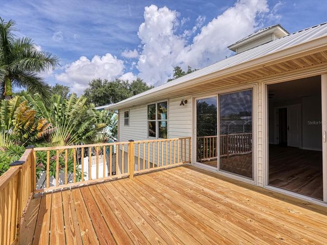 4212 3RD AVENUE NE, Bradenton, FL 34208