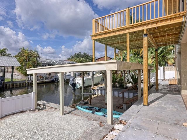 4212 3RD AVENUE NE, Bradenton, FL 34208