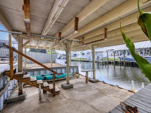 4212 3RD AVENUE NE, Bradenton, FL 34208