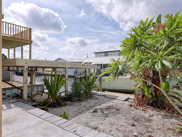4212 3RD AVENUE NE, Bradenton, FL 34208