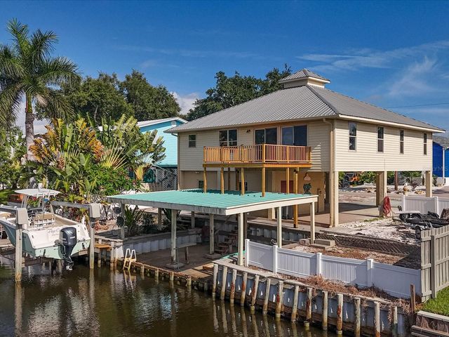 4212 3RD AVENUE NE, Bradenton, FL 34208