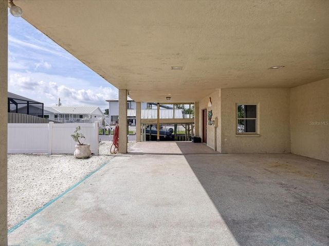 4212 3RD AVENUE NE, Bradenton, FL 34208