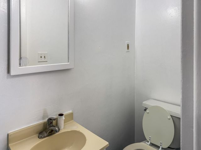 319 W Saginaw Street, St Louis, MI 48880