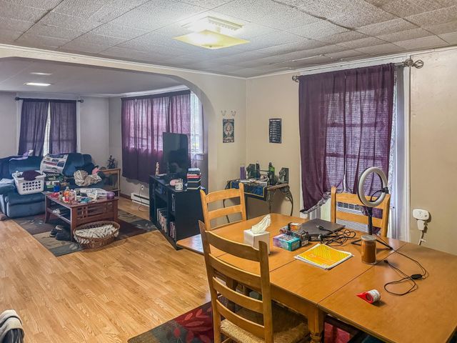 319 W Saginaw Street, St Louis, MI 48880
