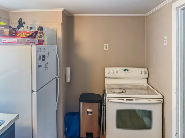 319 W Saginaw Street, St Louis, MI 48880