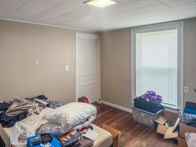 319 W Saginaw Street, St Louis, MI 48880