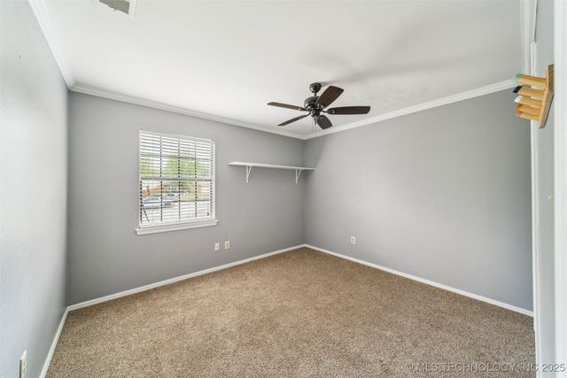 5613 S Juniper Avenue, Broken Arrow, OK 74011