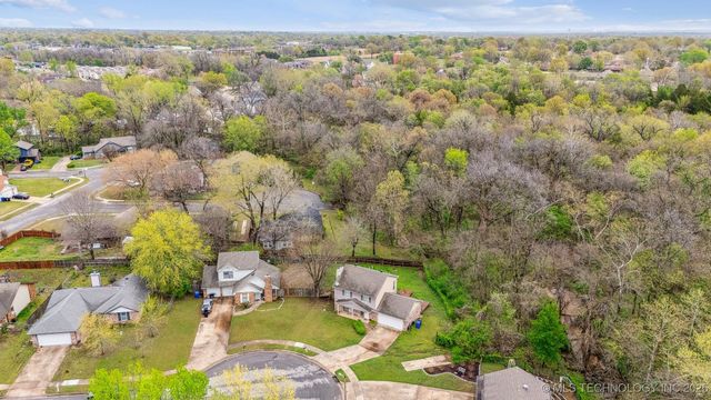 5613 S Juniper Avenue, Broken Arrow, OK 74011