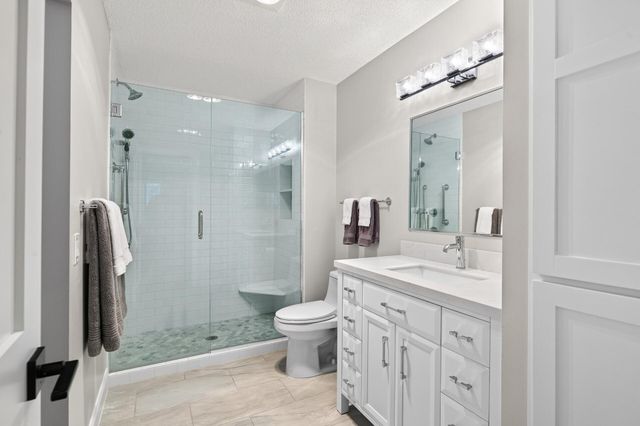 1001 E Travelers Trail, Burnsville, MN 55337
