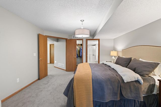 1001 E Travelers Trail, Burnsville, MN 55337