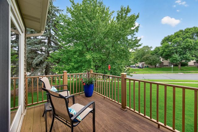 1001 E Travelers Trail, Burnsville, MN 55337