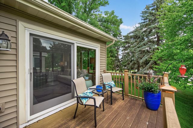 1001 E Travelers Trail, Burnsville, MN 55337