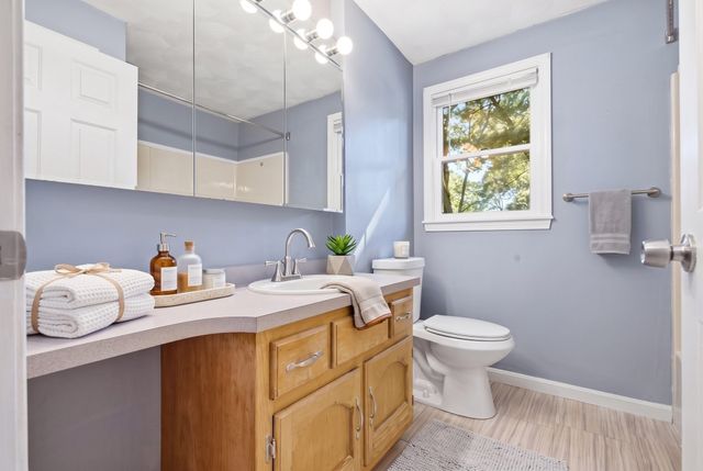 49 School St, Tewksbury, MA 01876