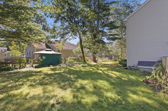 49 School St, Tewksbury, MA 01876