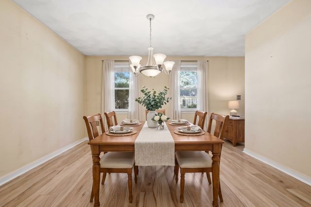 49 School St, Tewksbury, MA 01876