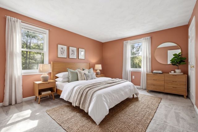 49 School St, Tewksbury, MA 01876