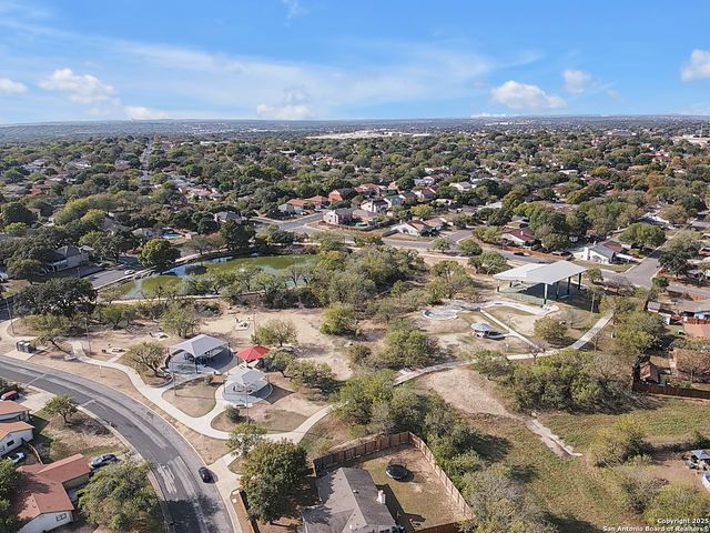 754 Cypresshill, San Antonio, TX 78245